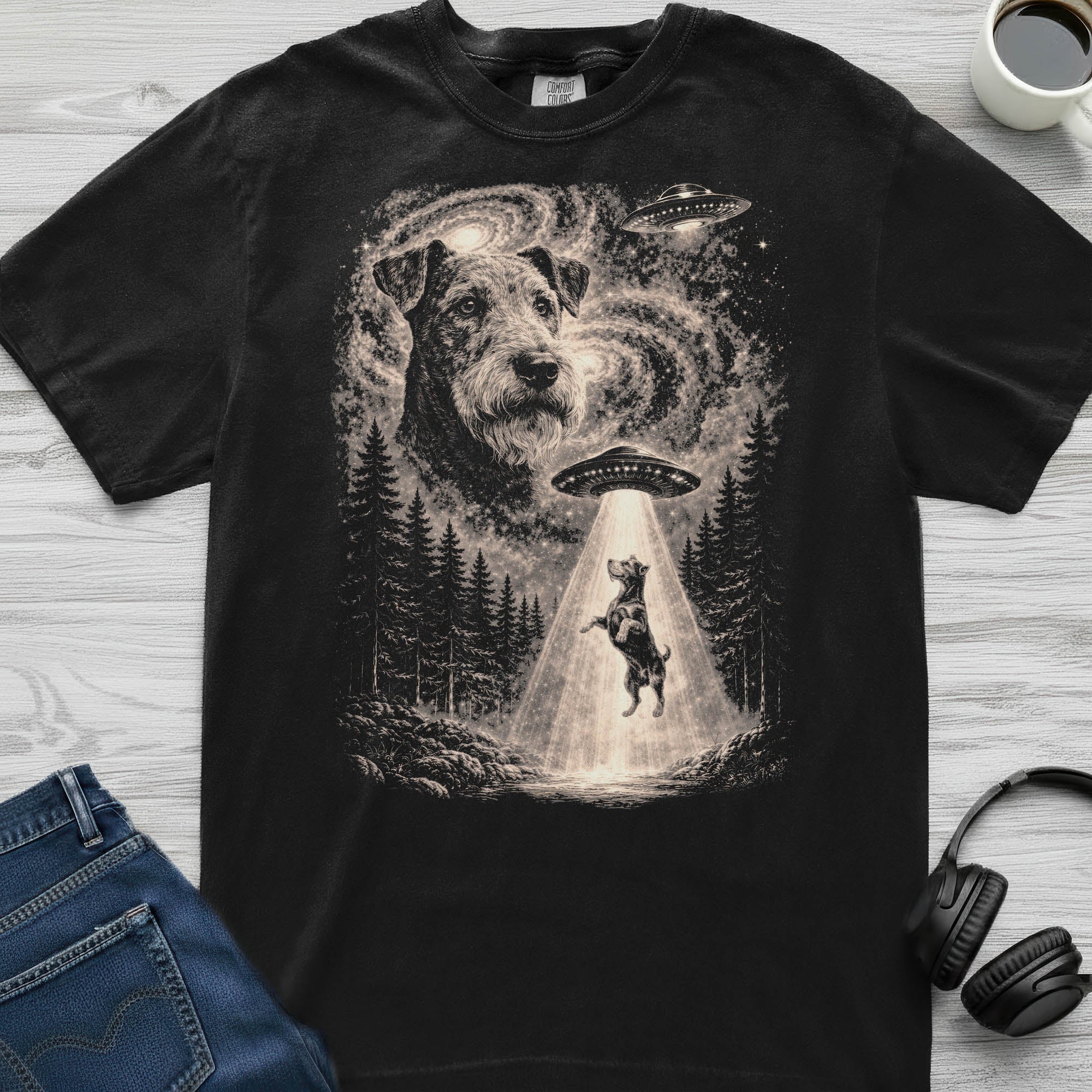 Airedale Terrier UFO T-Shirt