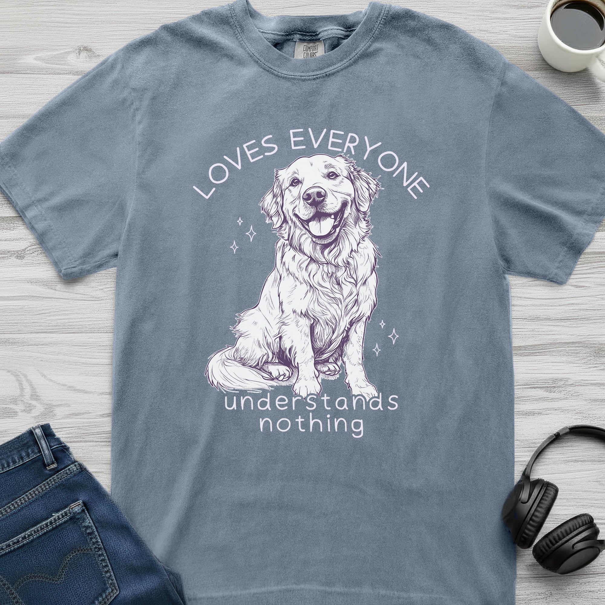 Loves Everyone Golden Retriever T-Shirt