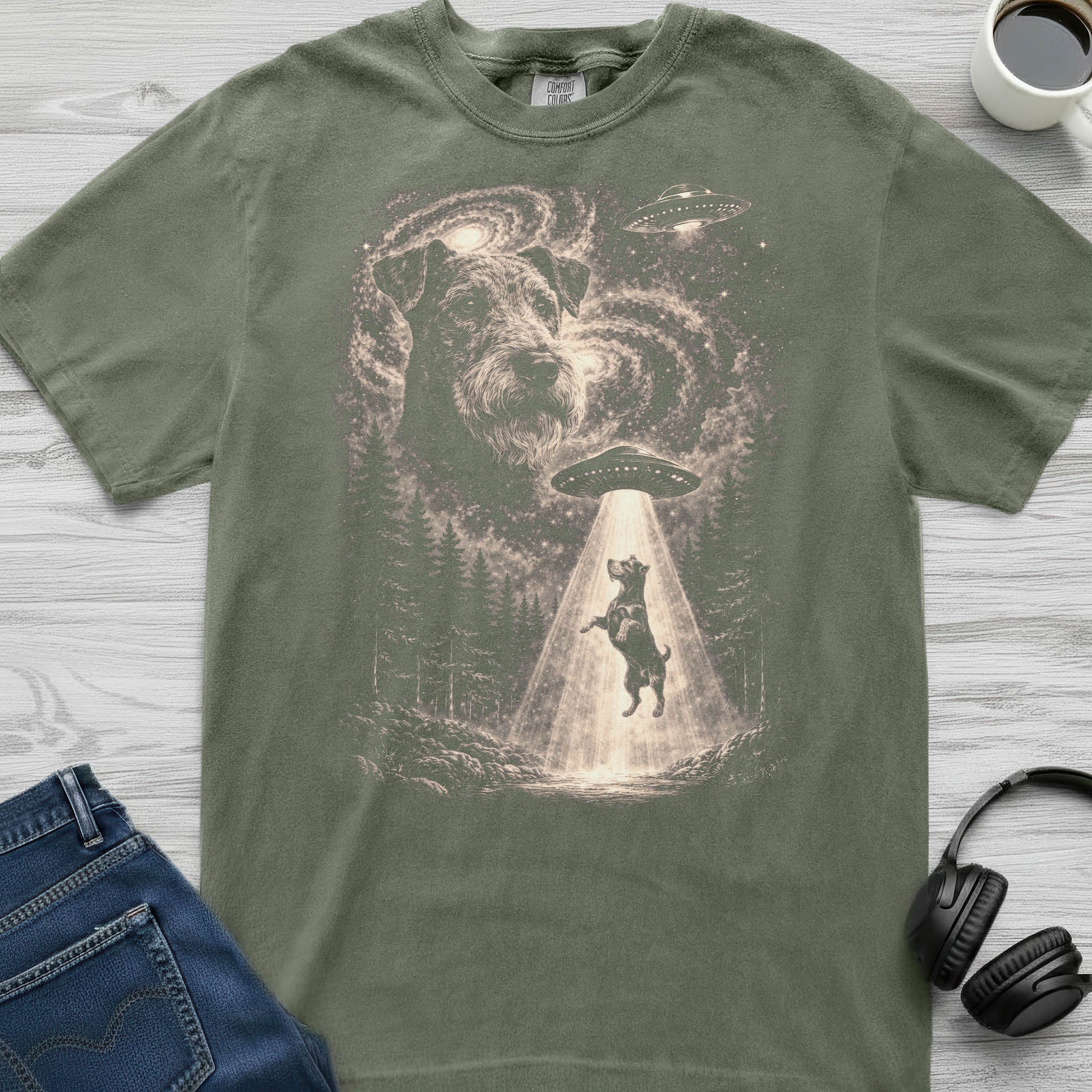Airedale Terrier UFO T-Shirt